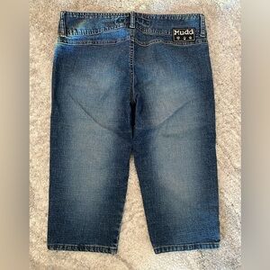 Mudd Low Rise Button Fly 90’s Y2K No Back Pocket Capris, Size 7